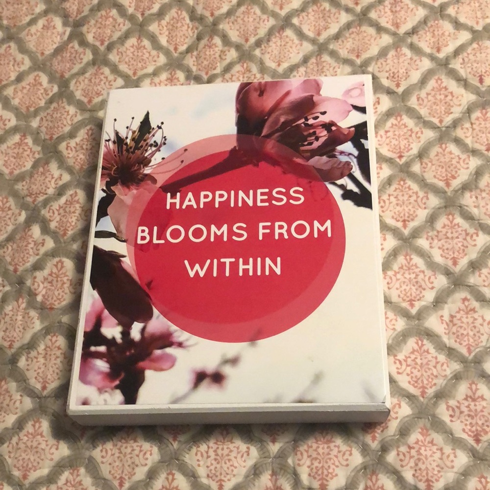 Wall decor, small